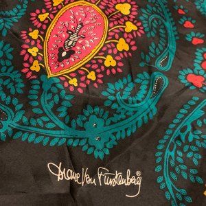 ⭐HOST PICK⭐💗Diane von Furstenberg Silk Scarf Vintage 1980s